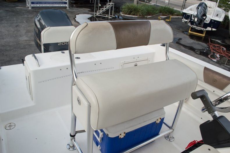 Thumbnail 11 for Used 2004 Century 2200 Center Console boat for sale in West Palm Beach, FL