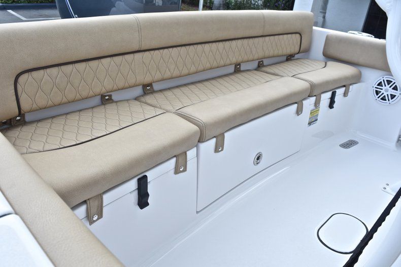 Thumbnail 11 for New 2019 Sportsman Heritage 211 Center Console boat for sale in West Palm Beach, FL