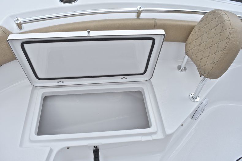 Thumbnail 45 for New 2019 Sportsman Heritage 211 Center Console boat for sale in West Palm Beach, FL