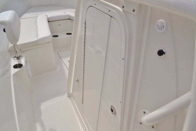 Thumbnail 17 for New 2015 Sailfish 240 CC Center Console boat for sale in West Palm Beach, FL