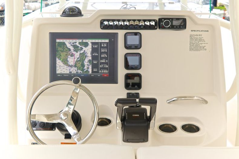 Thumbnail 24 for New 2015 Sailfish 270 CC Center Console boat for sale in Miami, FL