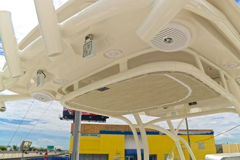 Thumbnail 41 for New 2015 Sailfish 270 CC Center Console boat for sale in Miami, FL