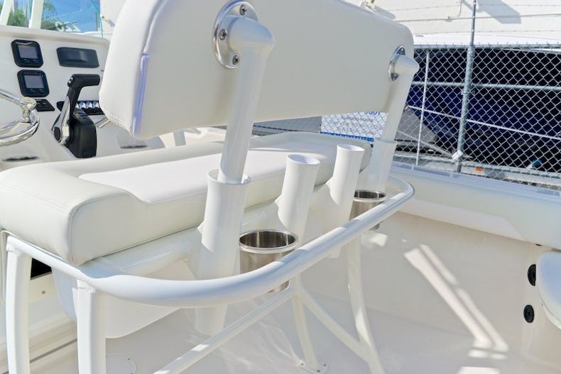 Thumbnail 35 for New 2015 Sailfish 220 CC Center Console boat for sale in Miami, FL