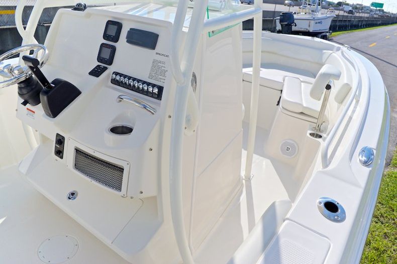 Thumbnail 45 for New 2015 Sailfish 220 CC Center Console boat for sale in Miami, FL