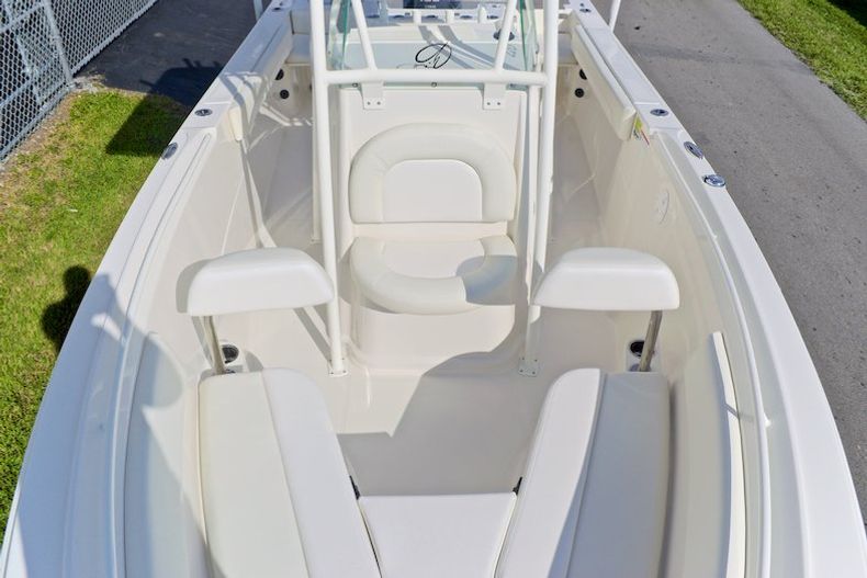 Thumbnail 56 for New 2015 Sailfish 220 CC Center Console boat for sale in Miami, FL