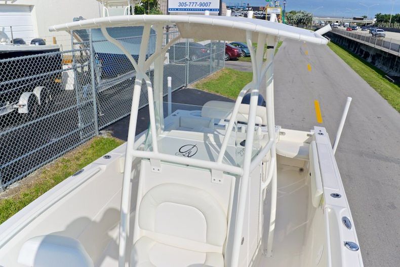 Thumbnail 58 for New 2015 Sailfish 220 CC Center Console boat for sale in Miami, FL