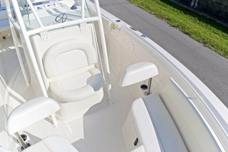 Thumbnail 61 for New 2015 Sailfish 220 CC Center Console boat for sale in Miami, FL