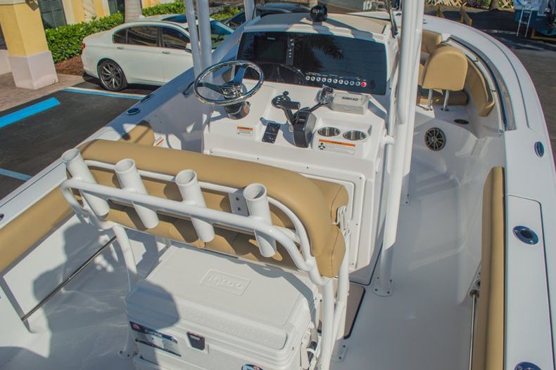 Thumbnail 18 for New 2016 Sportsman Open 212 Center Console boat for sale in West Palm Beach, FL