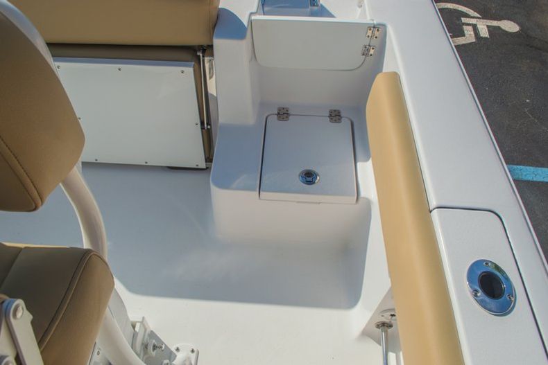 Thumbnail 20 for New 2016 Sportsman Open 212 Center Console boat for sale in West Palm Beach, FL