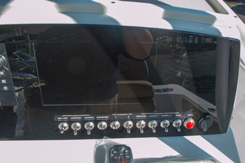 Thumbnail 30 for New 2016 Sportsman Open 212 Center Console boat for sale in West Palm Beach, FL