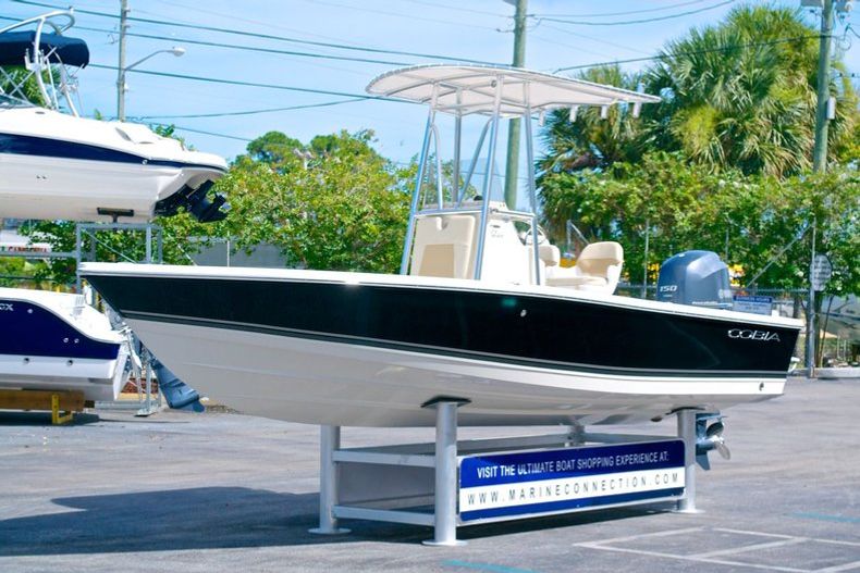 Thumbnail 3 for New 2014 Cobia 21 Bay boat for sale in West Palm Beach, FL
