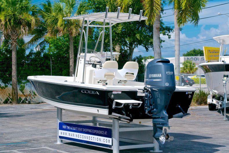Thumbnail 5 for New 2014 Cobia 21 Bay boat for sale in West Palm Beach, FL