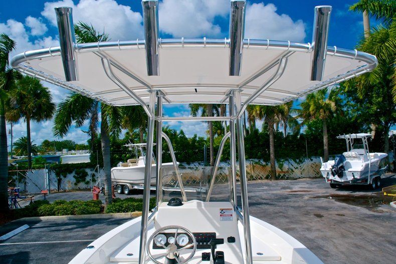 Thumbnail 17 for New 2014 Cobia 21 Bay boat for sale in West Palm Beach, FL