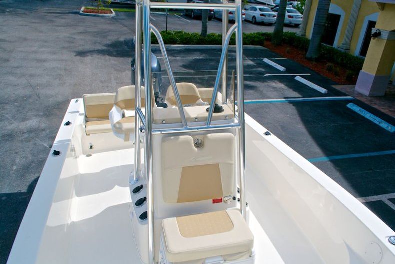Thumbnail 67 for New 2014 Cobia 21 Bay boat for sale in West Palm Beach, FL