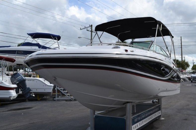 Thumbnail 3 for New 2013 Hurricane SunDeck SD 2200 DC OB boat for sale in West Palm Beach, FL