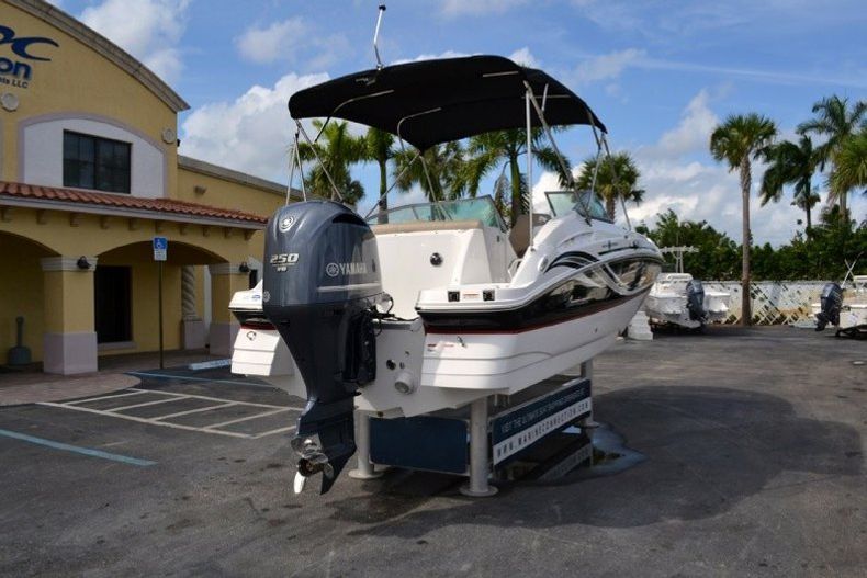 Thumbnail 7 for New 2013 Hurricane SunDeck SD 2200 DC OB boat for sale in West Palm Beach, FL