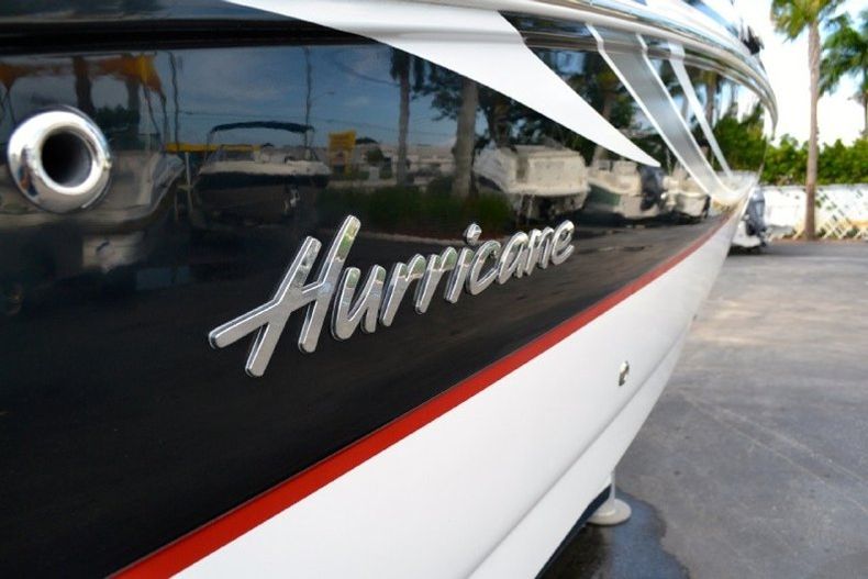 Thumbnail 18 for New 2013 Hurricane SunDeck SD 2200 DC OB boat for sale in West Palm Beach, FL
