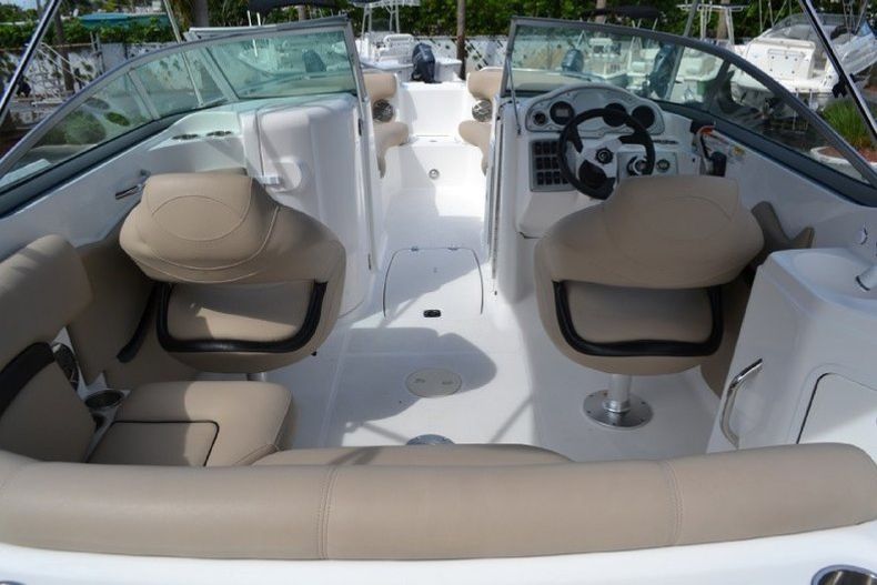 Thumbnail 26 for New 2013 Hurricane SunDeck SD 2200 DC OB boat for sale in West Palm Beach, FL