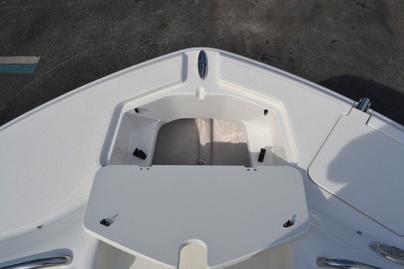Thumbnail 68 for New 2013 Hurricane SunDeck SD 2200 DC OB boat for sale in West Palm Beach, FL