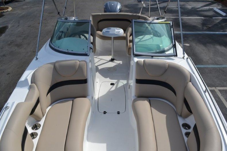Thumbnail 70 for New 2013 Hurricane SunDeck SD 2200 DC OB boat for sale in West Palm Beach, FL