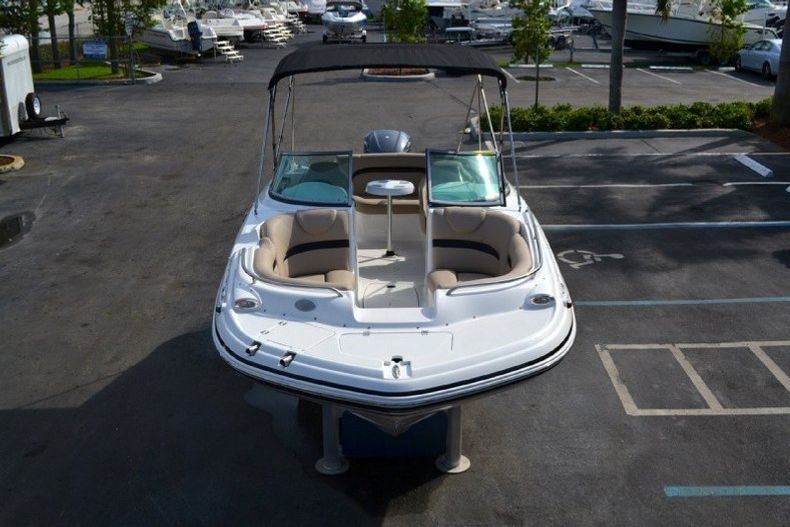 Thumbnail 80 for New 2013 Hurricane SunDeck SD 2200 DC OB boat for sale in West Palm Beach, FL