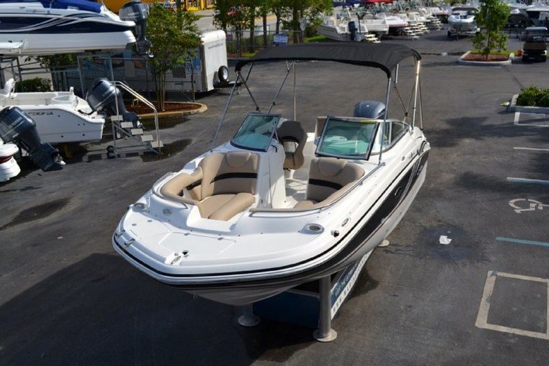 Thumbnail 81 for New 2013 Hurricane SunDeck SD 2200 DC OB boat for sale in West Palm Beach, FL
