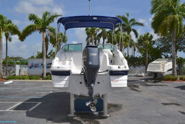 Thumbnail 9 for New 2013 Hurricane SunDeck SD 2000 OB boat for sale in West Palm Beach, FL