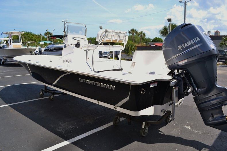 Thumbnail 4 for New 2014 Sportsman Tournament 214 Bay Boat boat for sale in Vero Beach, FL