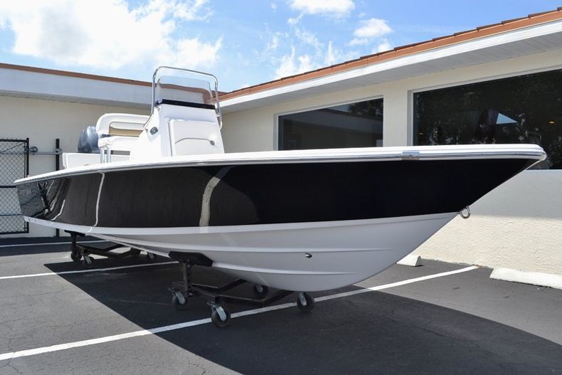 Thumbnail 11 for New 2014 Sportsman Tournament 214 Bay Boat boat for sale in Vero Beach, FL