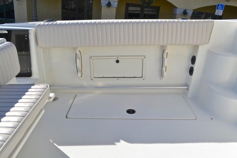 Thumbnail 42 for Used 2002 Hydra-Sports 2600 Walk Around boat for sale in West Palm Beach, FL
