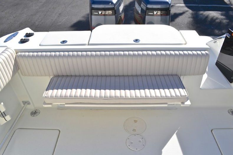 Thumbnail 45 for Used 2002 Hydra-Sports 2600 Walk Around boat for sale in West Palm Beach, FL
