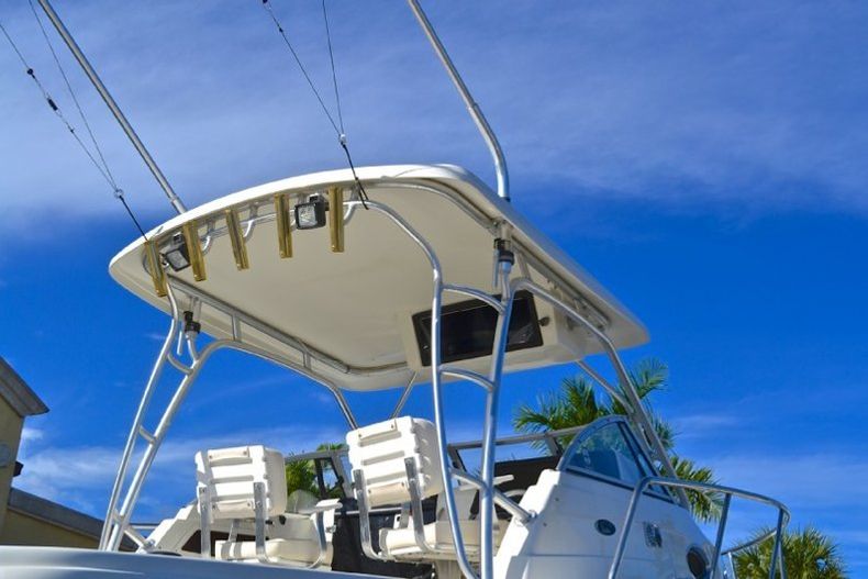 Thumbnail 55 for Used 2002 Hydra-Sports 2600 Walk Around boat for sale in West Palm Beach, FL