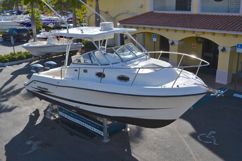 Thumbnail 129 for Used 2002 Hydra-Sports 2600 Walk Around boat for sale in West Palm Beach, FL