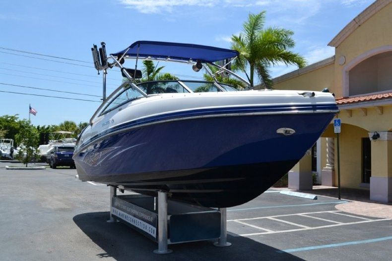 Thumbnail 2 for Used 2008 Rinker 246 Captiva Bowrider boat for sale in West Palm Beach, FL