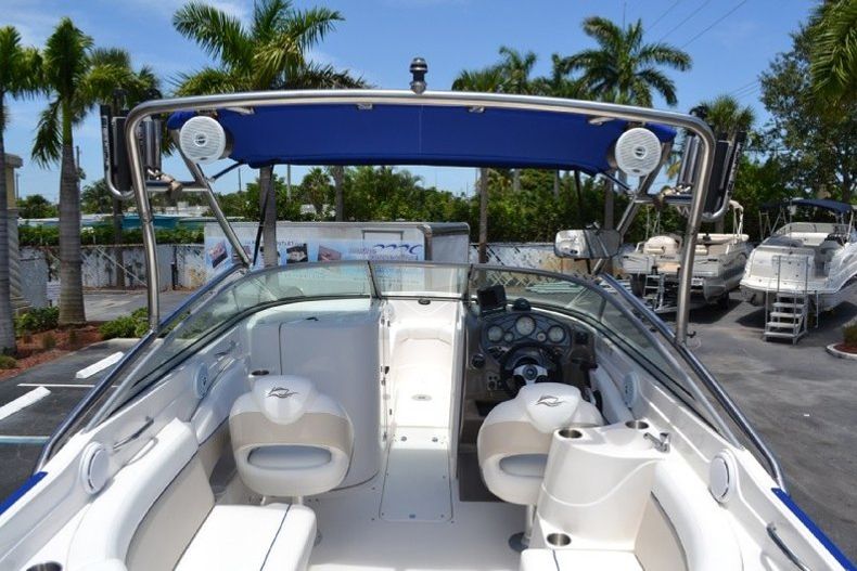 Thumbnail 28 for Used 2008 Rinker 246 Captiva Bowrider boat for sale in West Palm Beach, FL