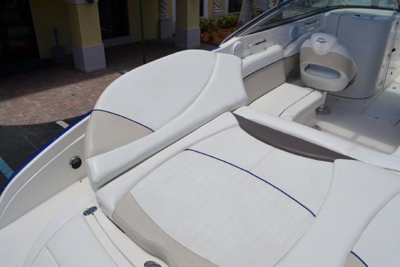 Thumbnail 30 for Used 2008 Rinker 246 Captiva Bowrider boat for sale in West Palm Beach, FL