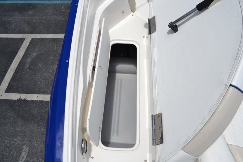 Thumbnail 33 for Used 2008 Rinker 246 Captiva Bowrider boat for sale in West Palm Beach, FL