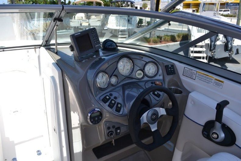Thumbnail 35 for Used 2008 Rinker 246 Captiva Bowrider boat for sale in West Palm Beach, FL