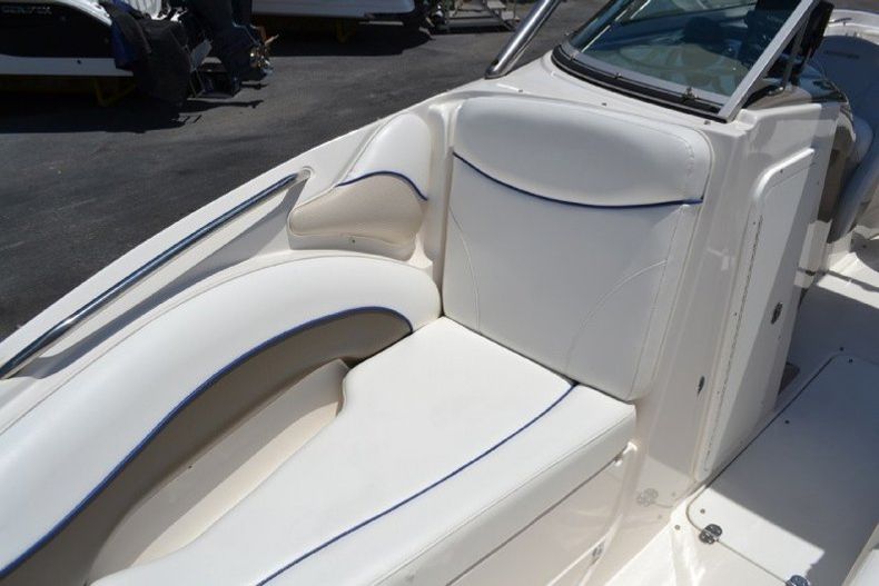 Thumbnail 69 for Used 2008 Rinker 246 Captiva Bowrider boat for sale in West Palm Beach, FL