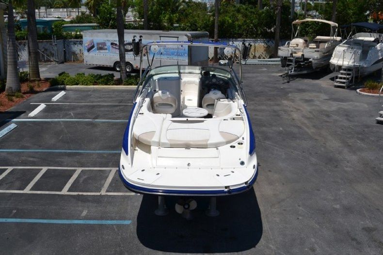 Thumbnail 73 for Used 2008 Rinker 246 Captiva Bowrider boat for sale in West Palm Beach, FL