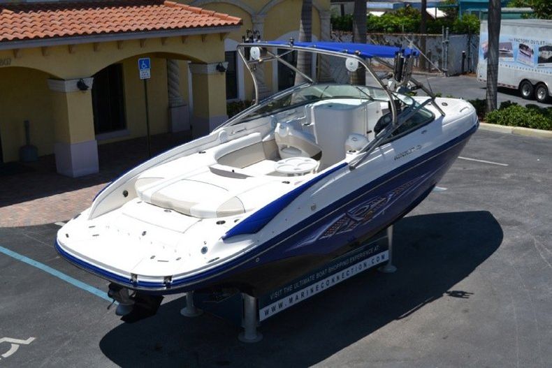Thumbnail 74 for Used 2008 Rinker 246 Captiva Bowrider boat for sale in West Palm Beach, FL