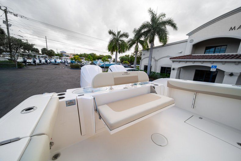 Thumbnail 11 for New 2019 Cobia 301 CC Center Console boat for sale in West Palm Beach, FL