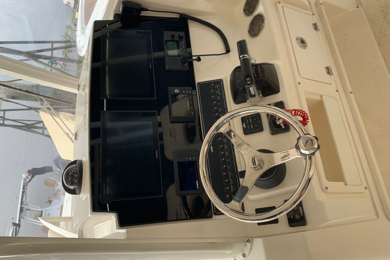 Thumbnail 39 for New 2019 Cobia 301 CC Center Console boat for sale in West Palm Beach, FL