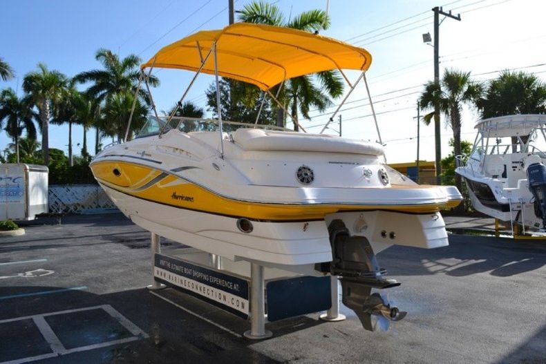 Thumbnail 7 for New 2013 Hurricane SunDeck SD 2400 IO boat for sale in West Palm Beach, FL