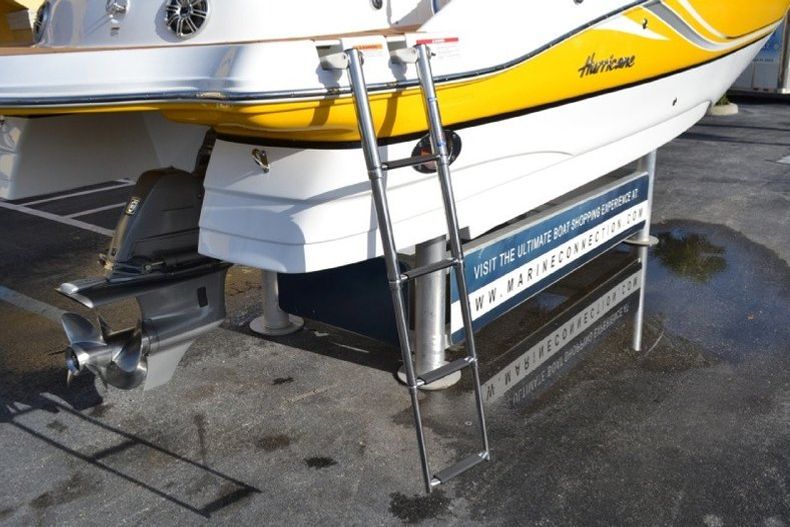 Thumbnail 20 for New 2013 Hurricane SunDeck SD 2400 IO boat for sale in West Palm Beach, FL