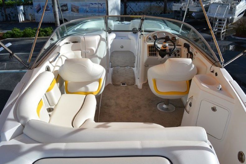 Thumbnail 21 for New 2013 Hurricane SunDeck SD 2400 IO boat for sale in West Palm Beach, FL