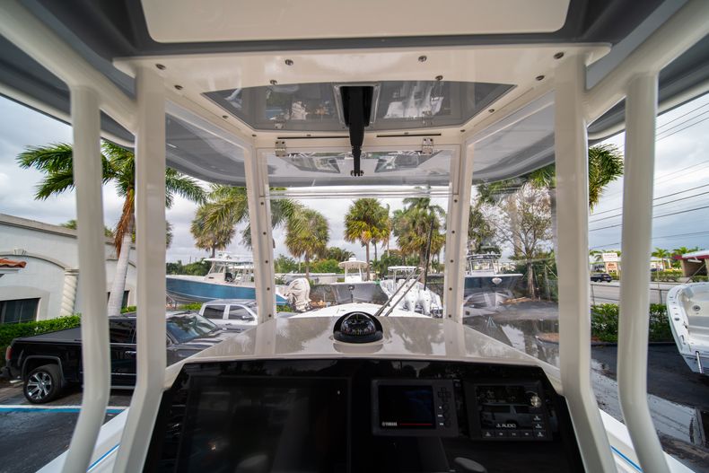 Thumbnail 30 for New 2020 Cobia 240 CC Center Console boat for sale in West Palm Beach, FL