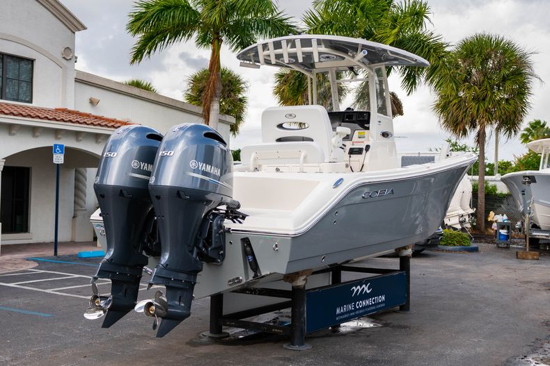 Thumbnail 7 for New 2020 Cobia 240 CC Center Console boat for sale in West Palm Beach, FL