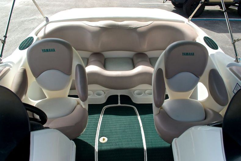 Thumbnail 17 for Used 2000 Yamaha LS2000 Twin Jet Boat boat for sale in West Palm Beach, FL