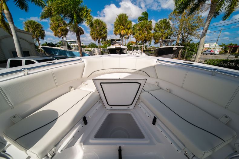 Thumbnail 37 for New 2020 Sportsman Heritage 231 Center Console boat for sale in Fort Lauderdale, FL